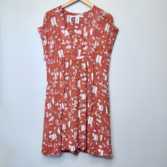 Diane Von Furstenberg | Abstract Pattern Babydoll Empired Waist Silk Mini Dress - Picture 3 of 13